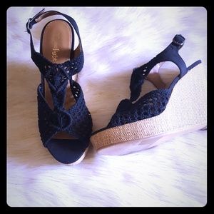 NWOT Limelight wedges